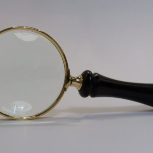 Magnifying Glass : African Ebony
