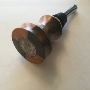 Bottle stop: Black Chacate and Olive flat